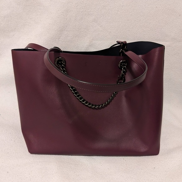 Coach 78218 Leather Signature Chain Tote Bag - Boysenberry (Plum) - Purple - Picture 2 of 3
